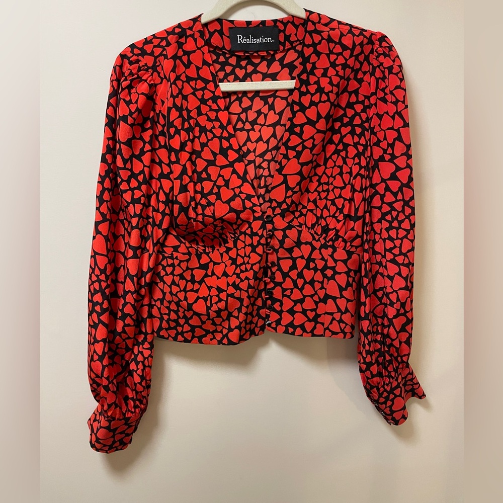 Realisation Par Kaia Top, Black and Red Hearts in Large